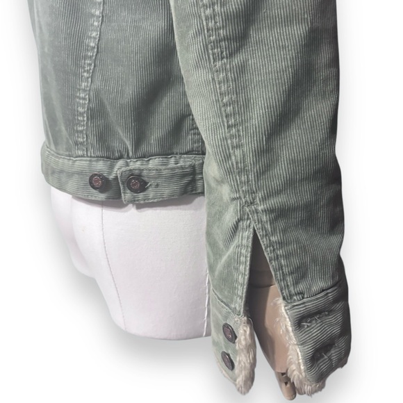 EARL JEANS Light Green Corduroy Sherpa Trucker Jacket ASO Rachel in Frien… - Picture 5 of 11